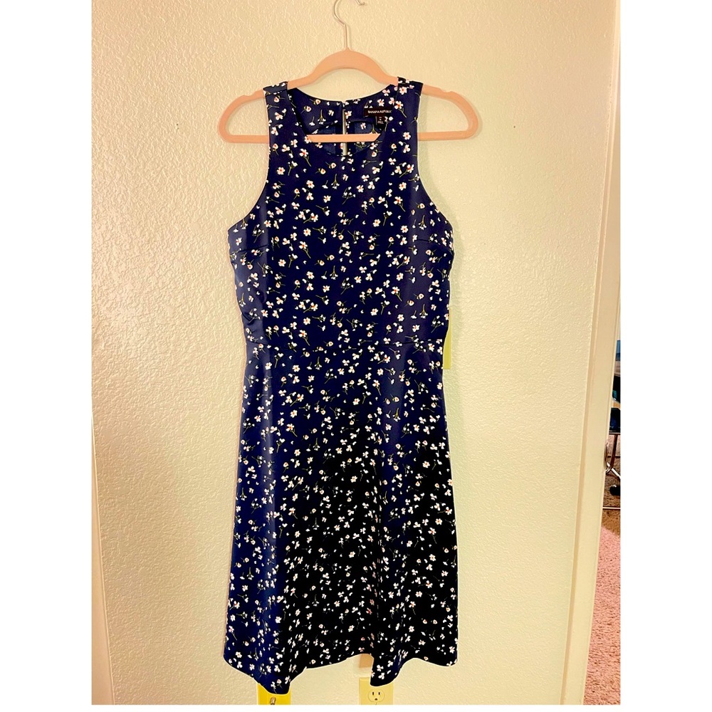 BANANA REPUBLIC Navy, White, & Orange Floral Fit Flare Midi Dress - Size…